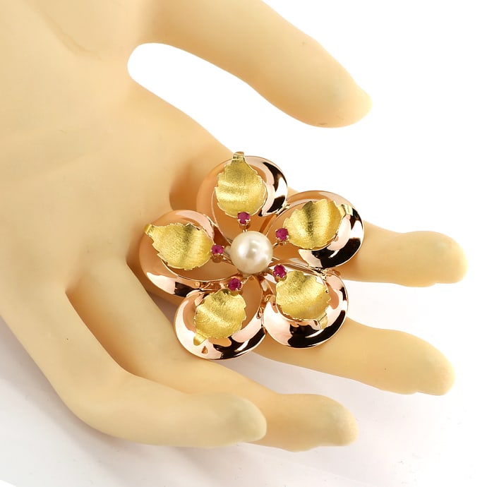 Foto 4 - Blüten Handarbeits-Brosche mit Perle und Rubinen 18K Gold, S2504